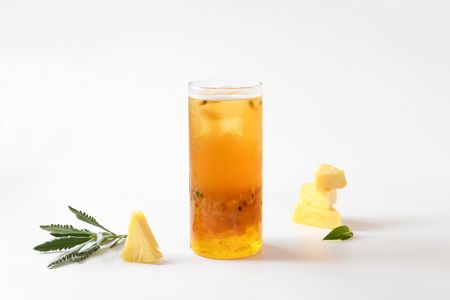 Pineapple Ice Tea - Pineapple Ice Tea